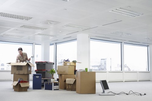 Secure mobile self storage collection for local customers in Merton